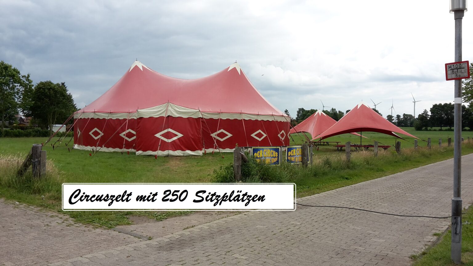 Circuszelt mit 250 Sitzplätzen